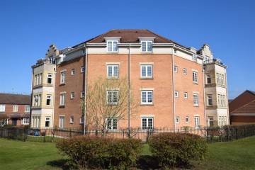 image of 18, Elmroyd Court, Off Green Road