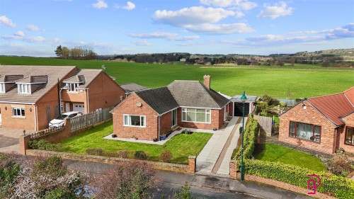 Arrange a viewing for Tivy Dale Drive, Cawthorne