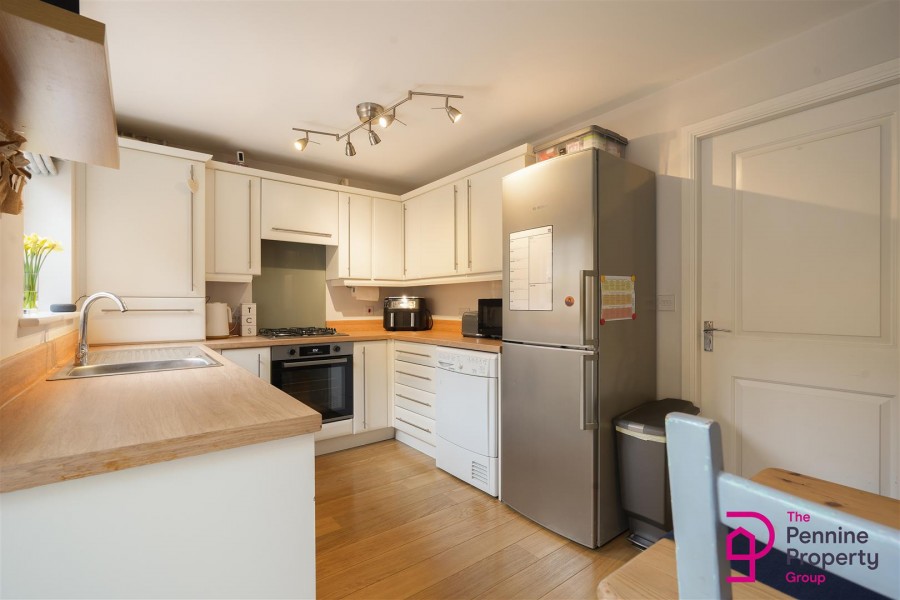 Images for Heathercliff Way, Penistone