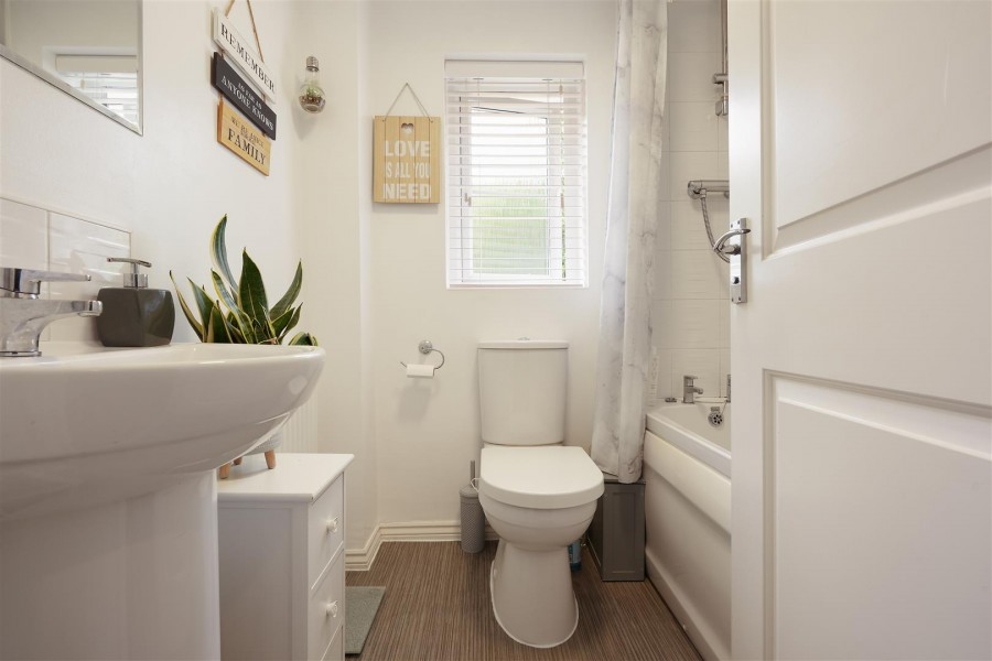 Images for Inchburn Crescent, Penistone