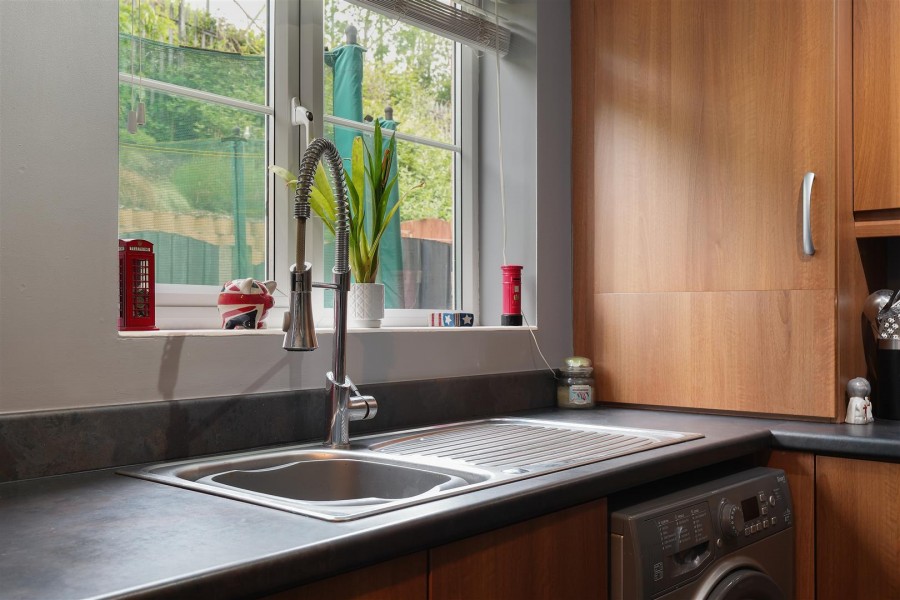 Images for Inchburn Crescent, Penistone