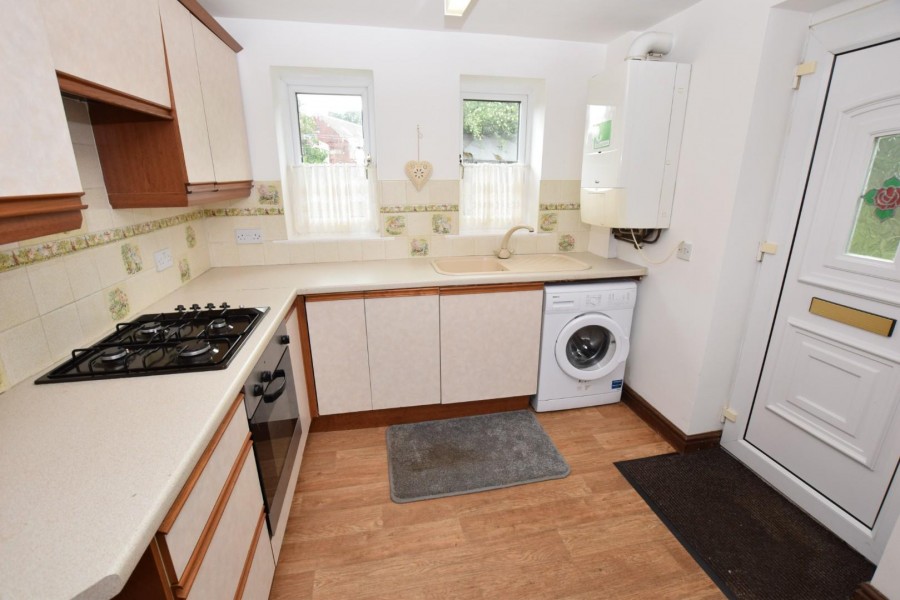 Images for 1a Barton Cottages, High Flatts, HD8 8XU