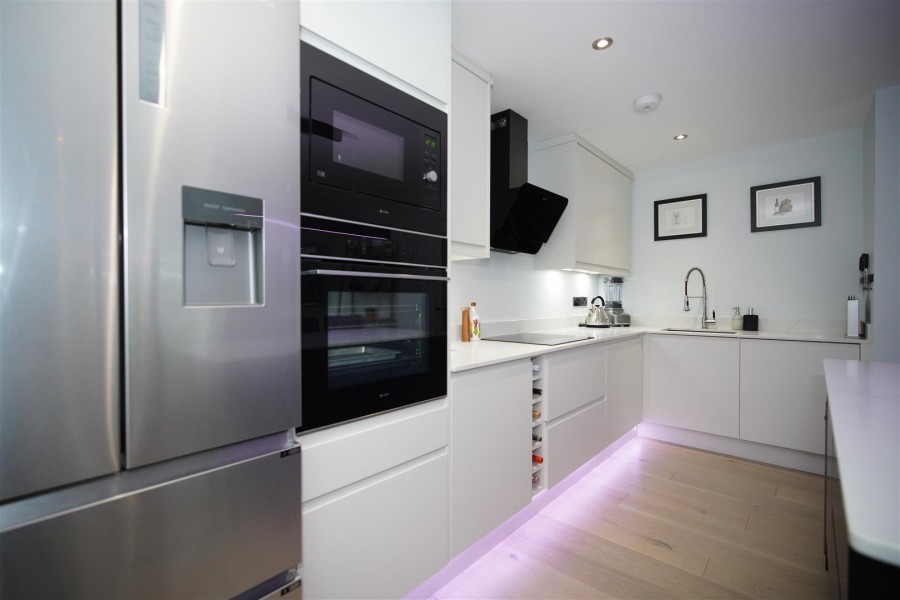Images for Gatehouse Court, Barnsley Road, Dodworth