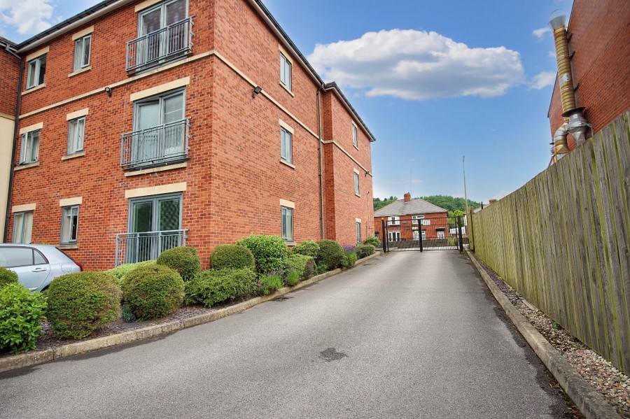 Images for Gatehouse Court, Barnsley Road, Dodworth