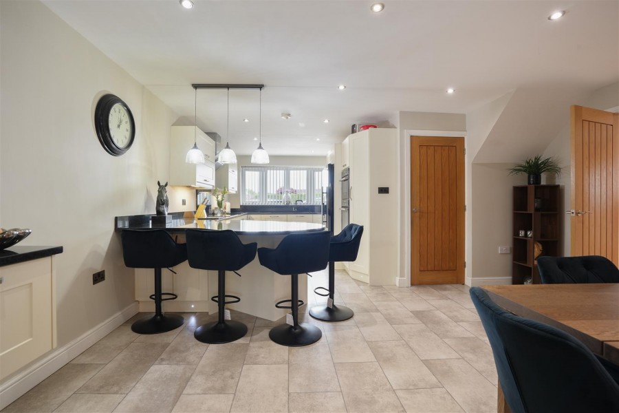 Images for Hatfield Gardens, Royston, Barnsley, S71 4SR
