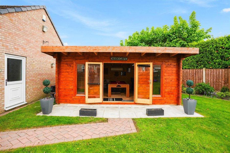 Images for Hatfield Gardens, Royston, Barnsley, S71 4SR