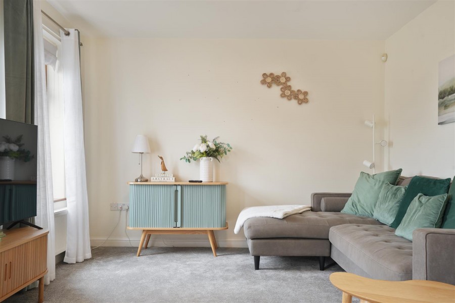 Images for Alsop House, 7 Beaumont Street, Emley, HD8 9RJ
