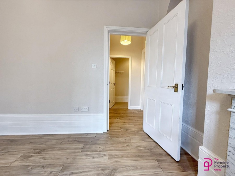 Images for Willow House, 69 High Street, Penistone