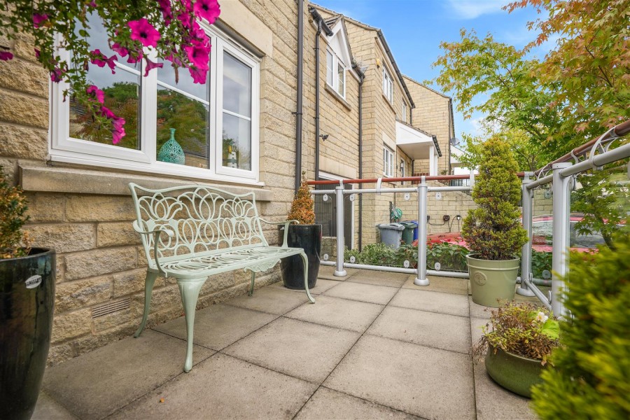 Images for Hollin Moor View, Thurgoland, Sheffield