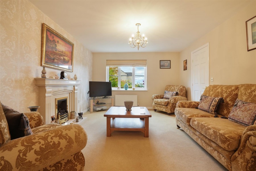 Images for Hollin Moor View, Thurgoland, Sheffield