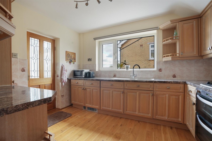 Images for Cubley Rise Road, Penistone,