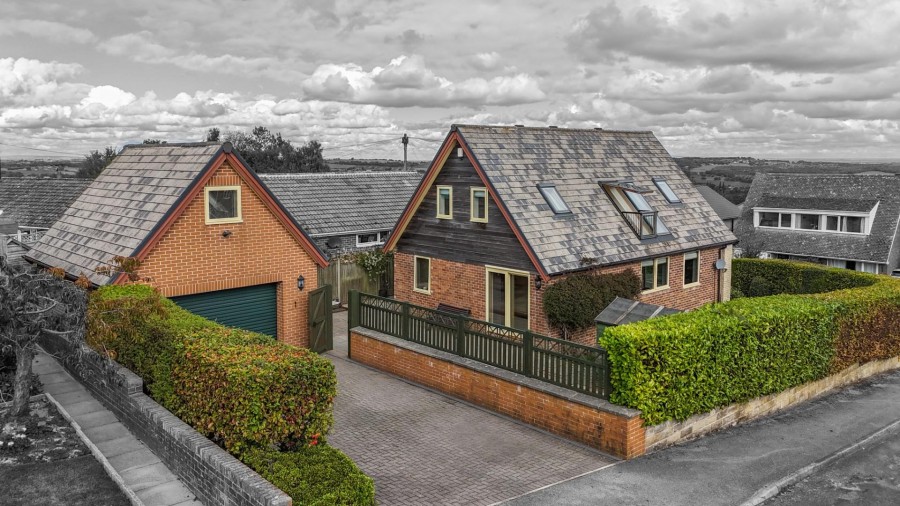 Images for Highfields, Hoylandswaine, S36 7JP