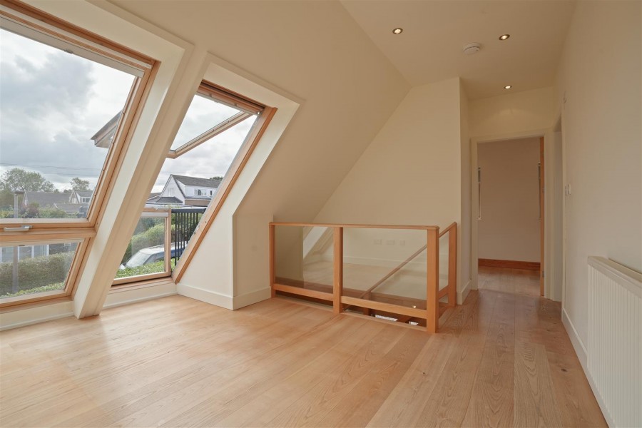 Images for Highfields, Hoylandswaine, S36 7JP