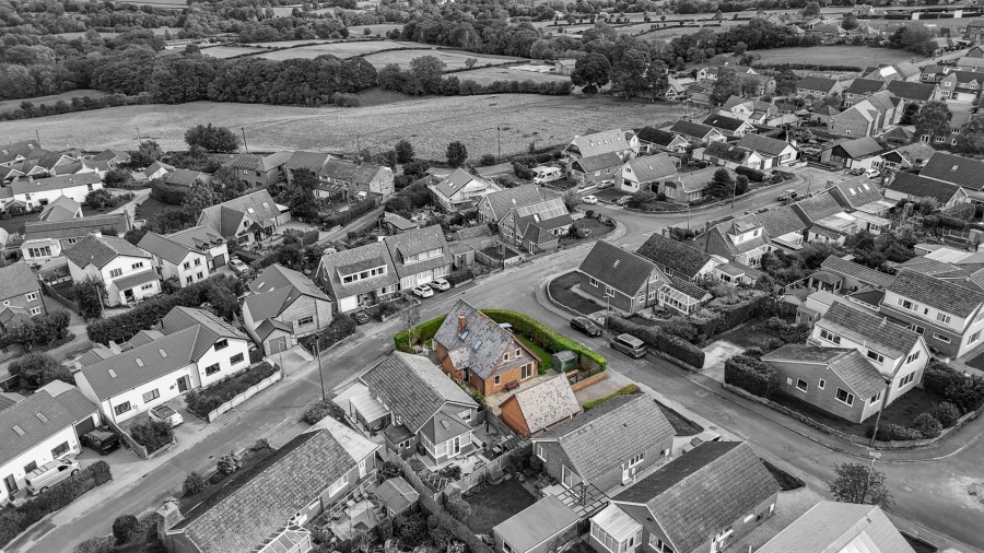 Images for Highfields, Hoylandswaine, S36 7JP