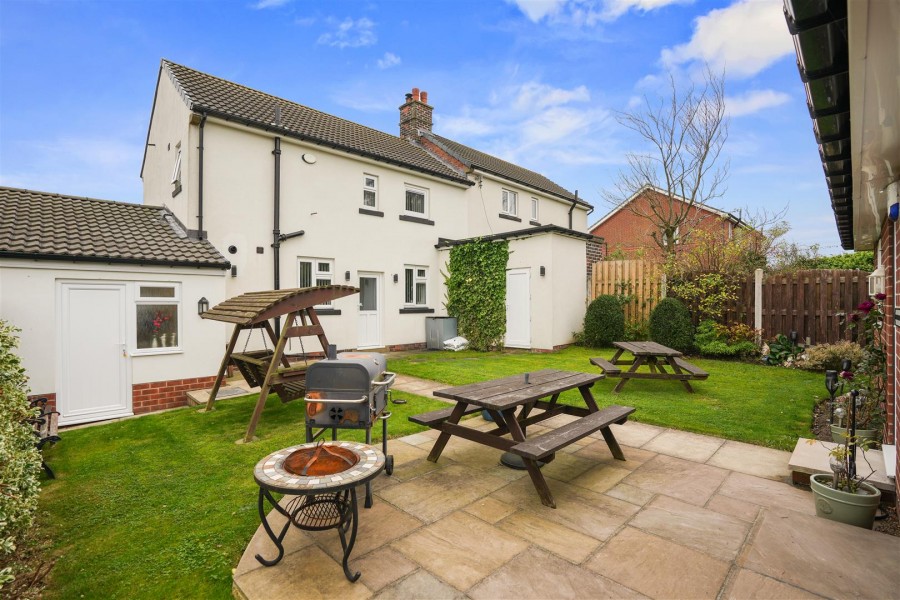 Images for Lyttleton Crescent, Cubley, Penistone