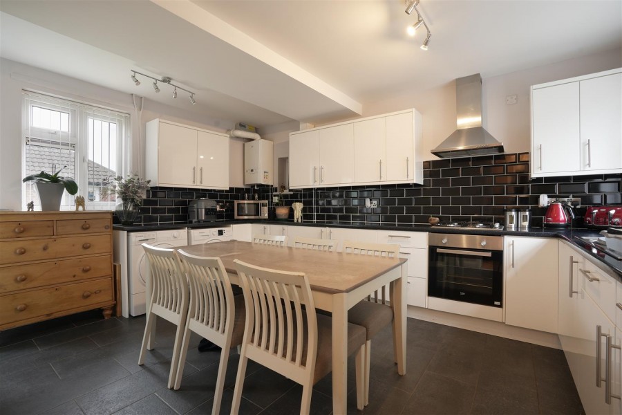 Images for Lyttleton Crescent, Cubley, Penistone