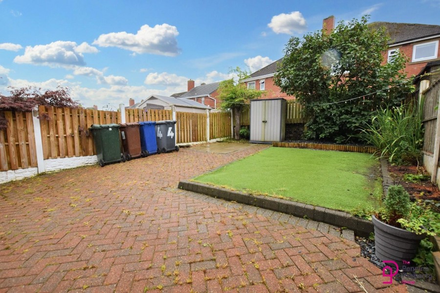 Images for Lees Avenue, Penistone