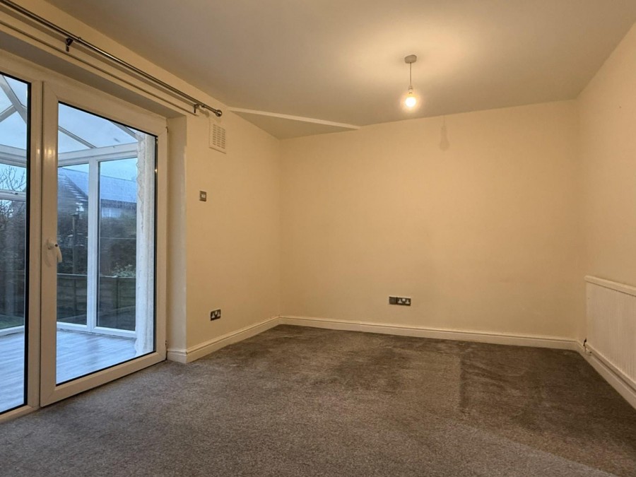 Images for New Smithy Drive, Thurlstone