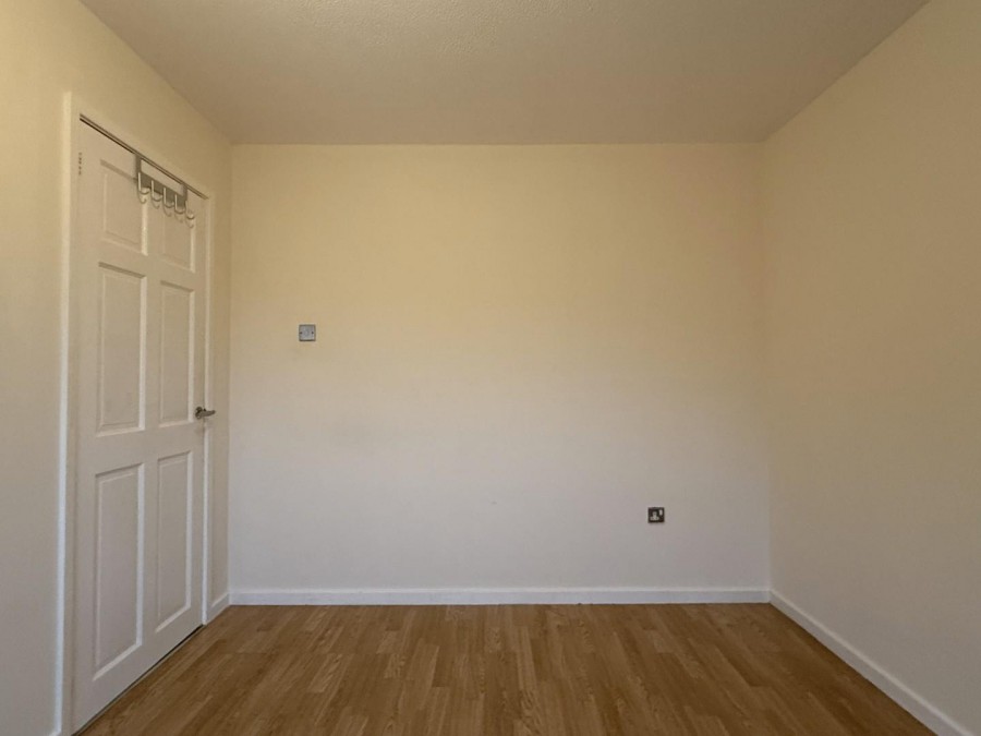 Images for New Smithy Drive, Thurlstone