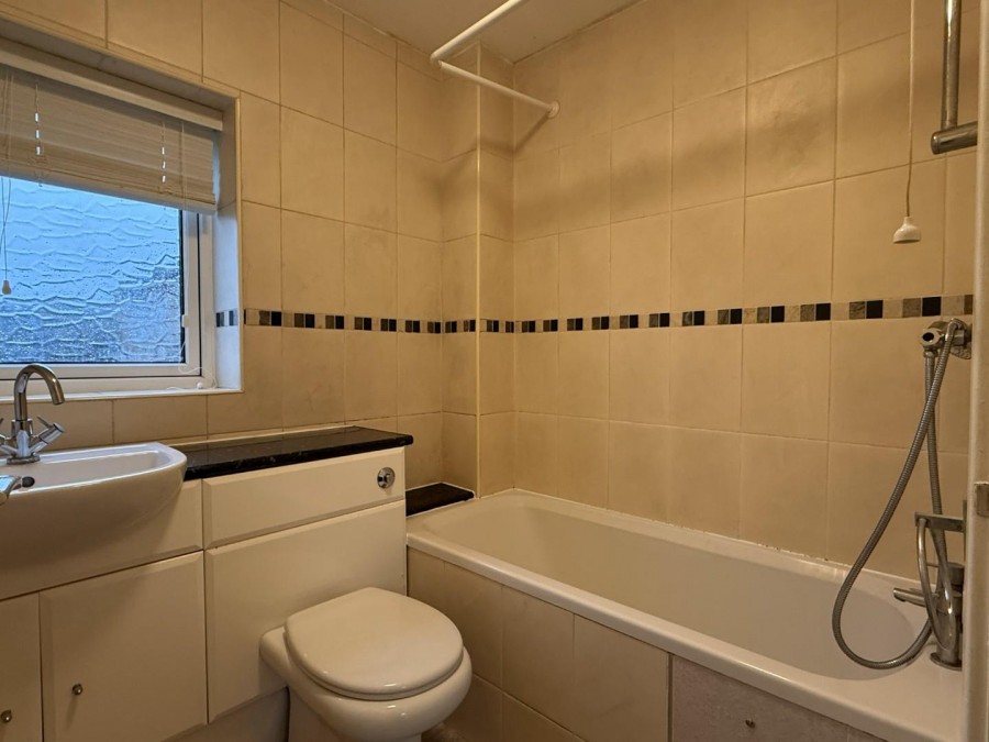 Images for New Smithy Drive, Thurlstone