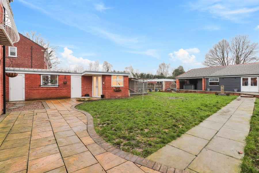 Images for Mistyfield House, Church Hill, Royston, Barnsley