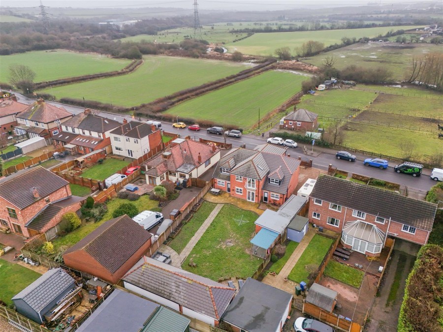 Images for Mistyfield House, Church Hill, Royston, Barnsley