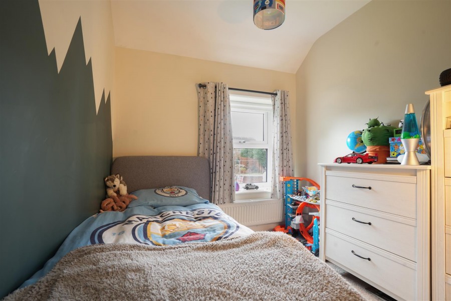 Images for 7, Highfield Cottages, Silkstone,