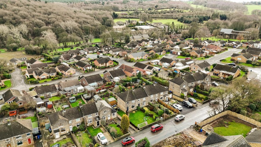 Images for 7, Highfield Cottages, Silkstone,