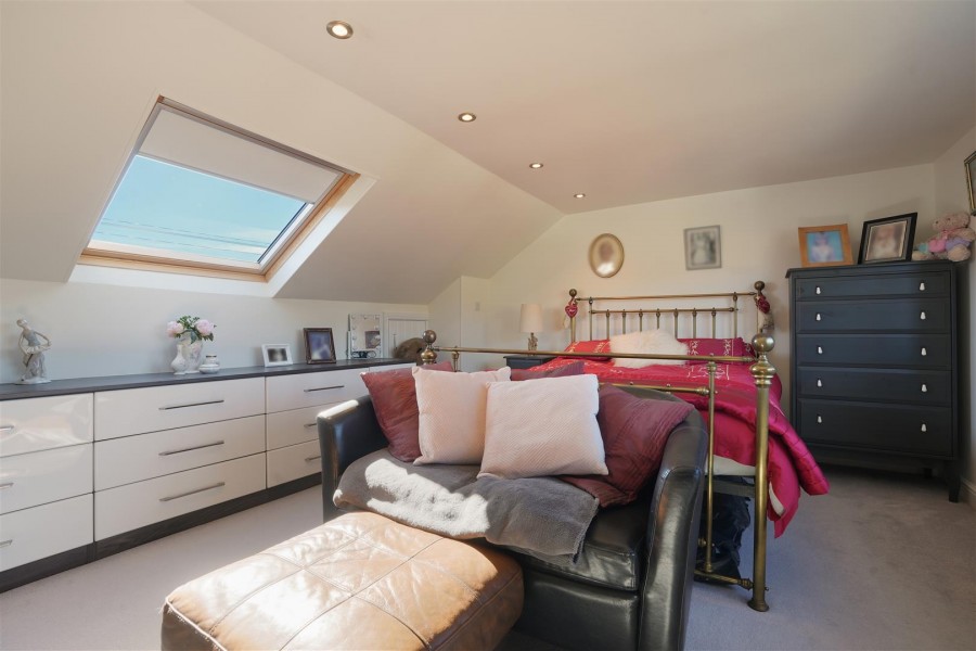 Images for Hoyland Close, Millhouse Green