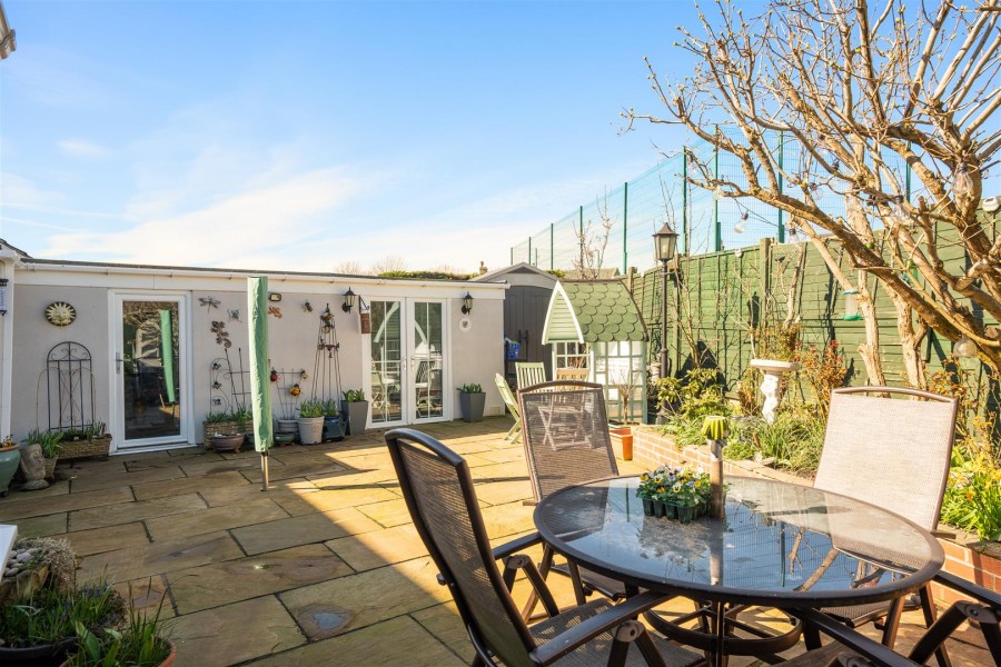 Images for Hoyland Close, Millhouse Green