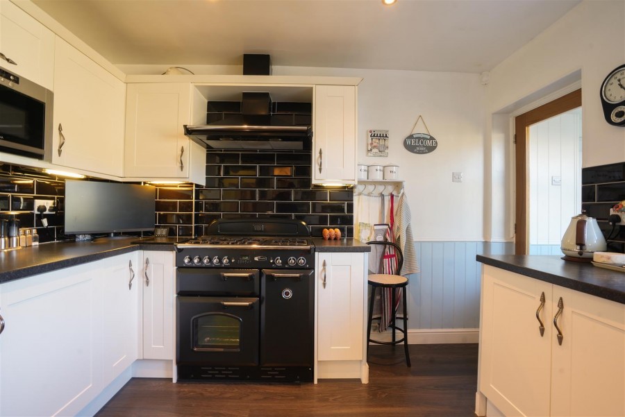 Images for Hoyland Close, Millhouse Green