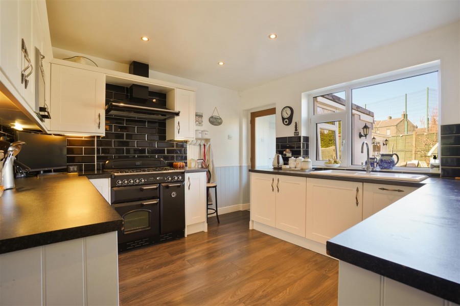 Images for Hoyland Close, Millhouse Green