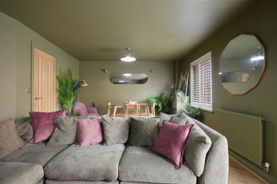 Images for Ladyshaw Crescent, Penistone