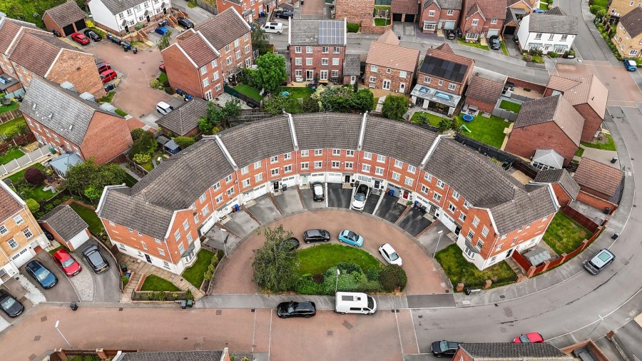 Images for Ladyshaw Crescent, Penistone