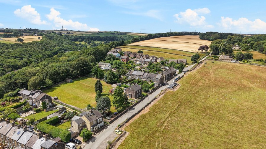 Images for Spring Grove, Huthwaite Lane, Thurgoland